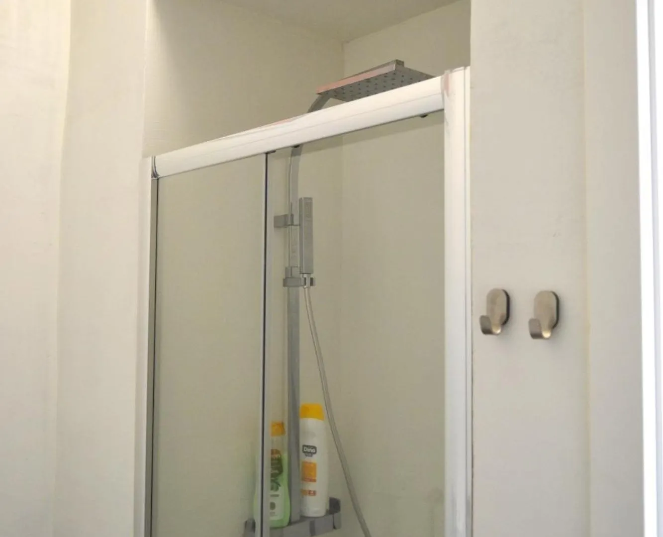 بيت ضيافة Room With Private Bathroom - Vivienda Vacacional Out Of Blue سانتا كروث ذي لا بال إسبانيا